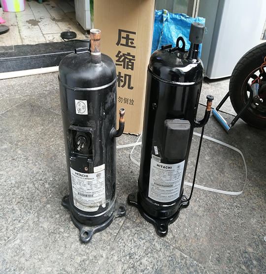 宏伟中央空调压缩机的更换维修